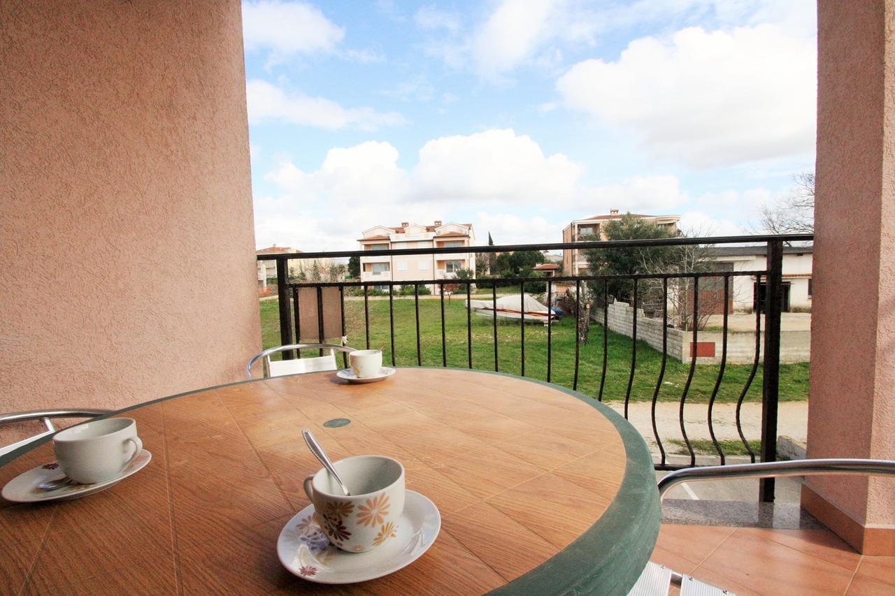 Apartment Bilic With Balcony Poreč Extérieur photo