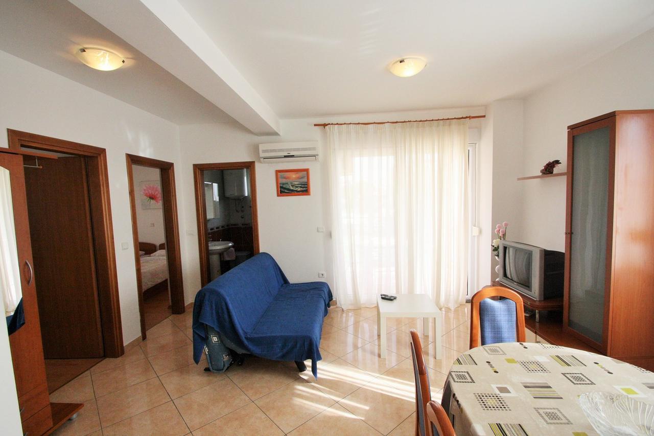 Apartment Bilic With Balcony Poreč Extérieur photo